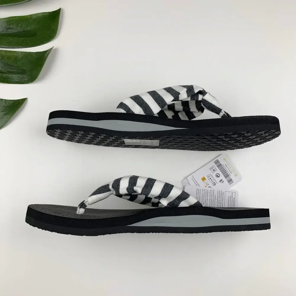 New Kuailu Flip Flops Sandals Slip On Grey White Striped Fabric Women's 11